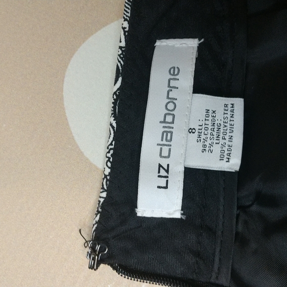 Liz Claiborne midi skirt. Size 8 - Picture 7 of 9